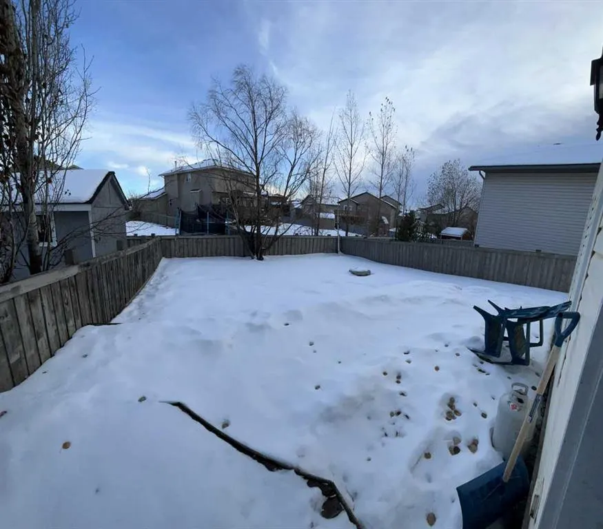 9425 Lakeland Drive