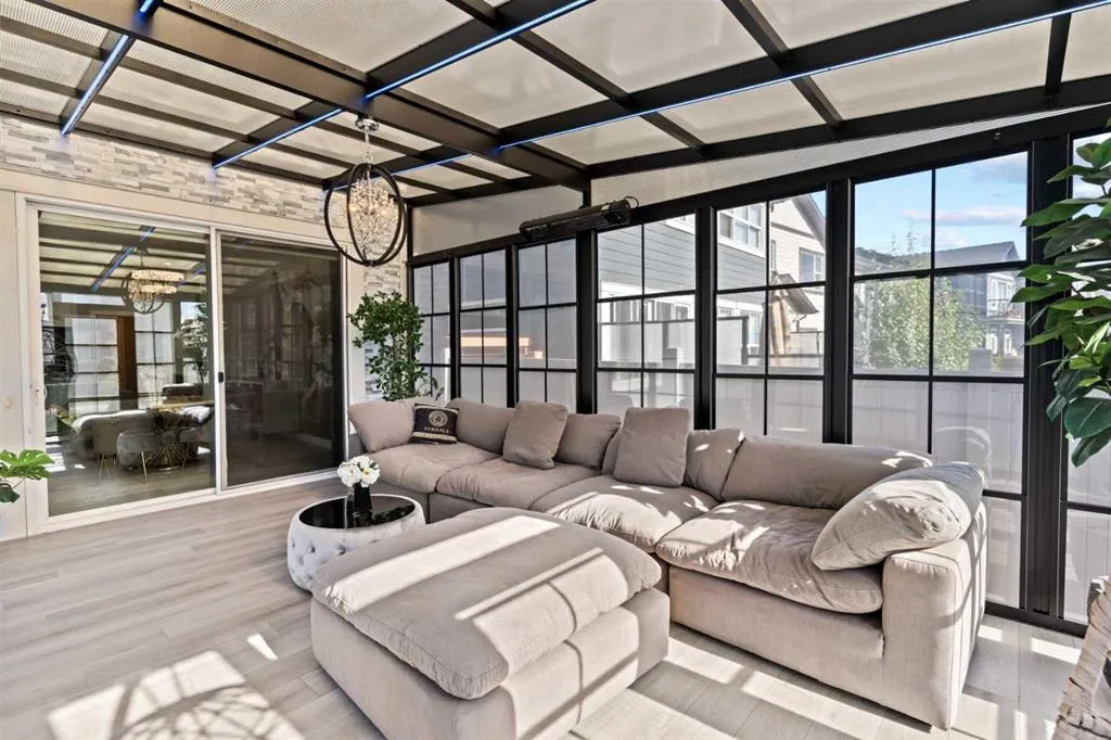 49 Legacy Glen Circle SE