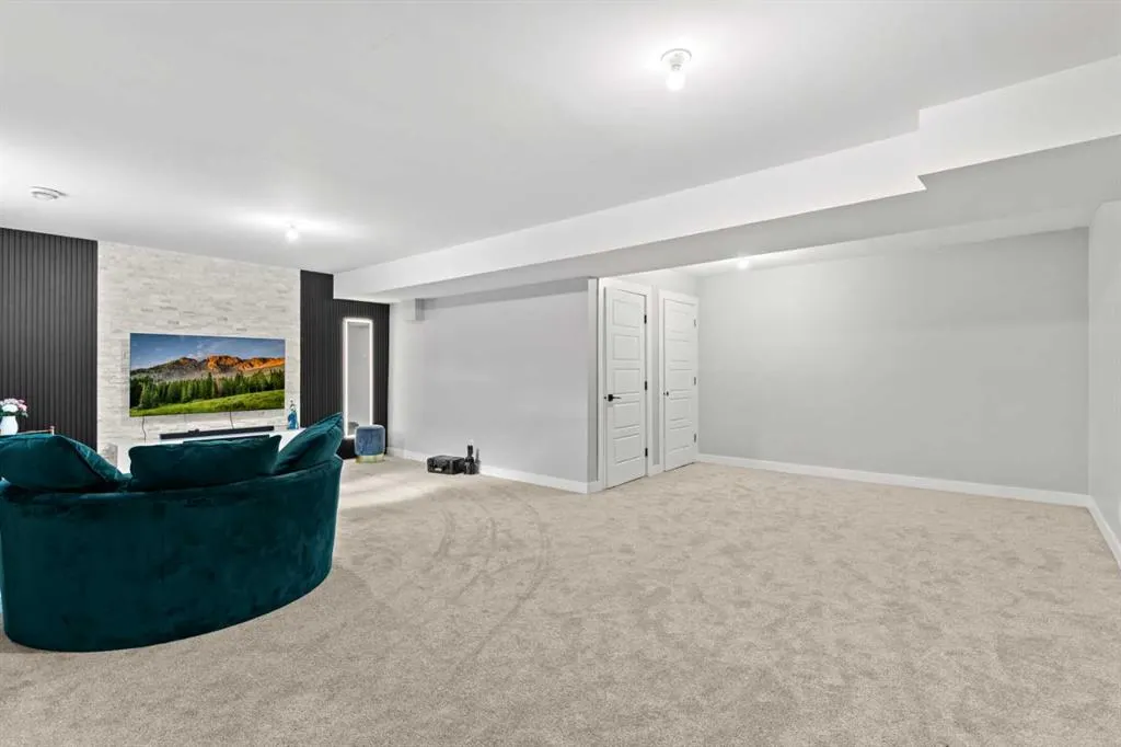 49 Legacy Glen Circle SE