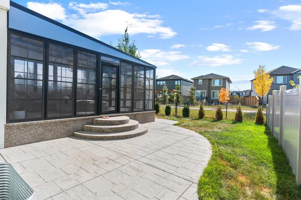 49 Legacy Glen Circle SE