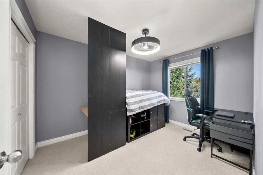 131 Crystalridge Court