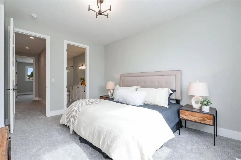 42 Wheatland Avenue SW