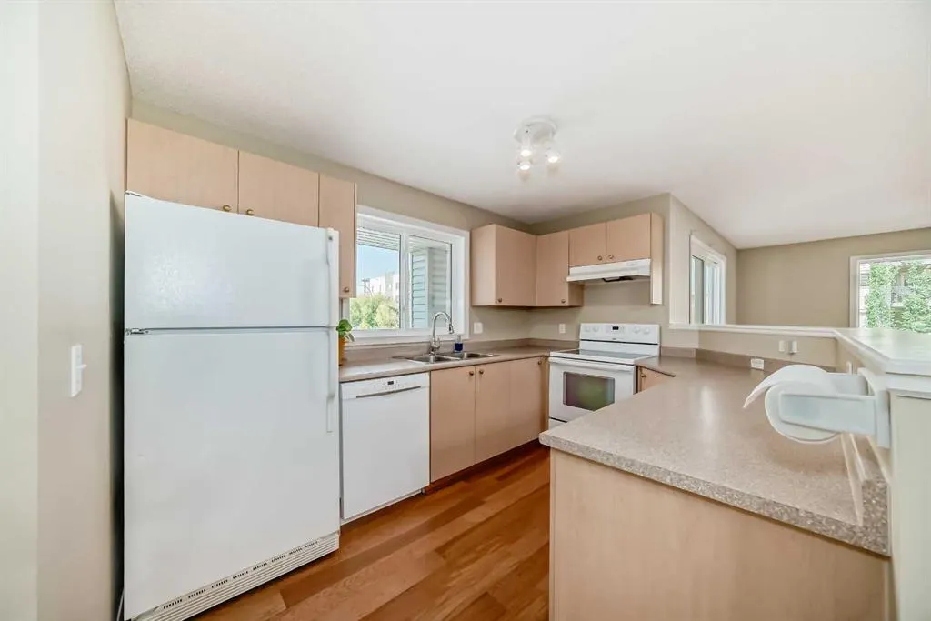 604 8 Street SW, #4201