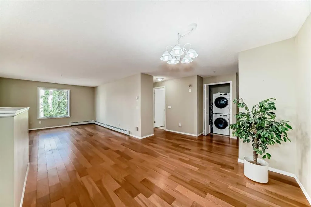 604 8 Street SW, #4201