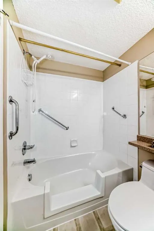 604 8 Street SW, #4201