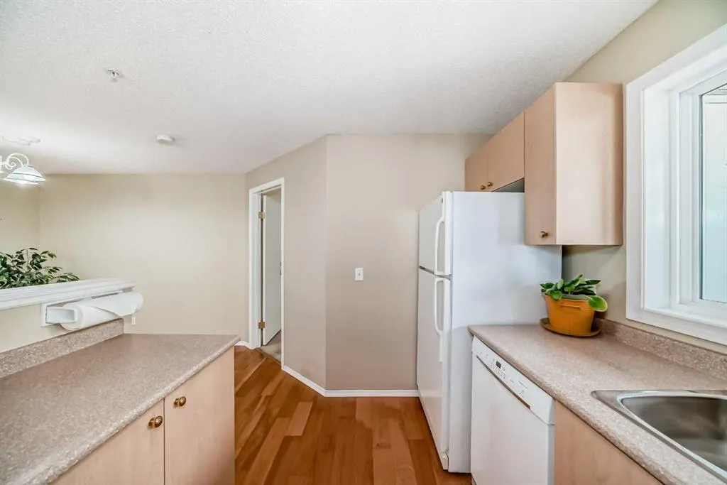 604 8 Street SW, #4201