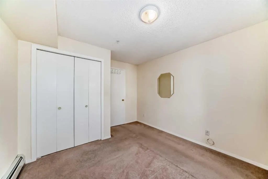 604 8 Street SW, #4201