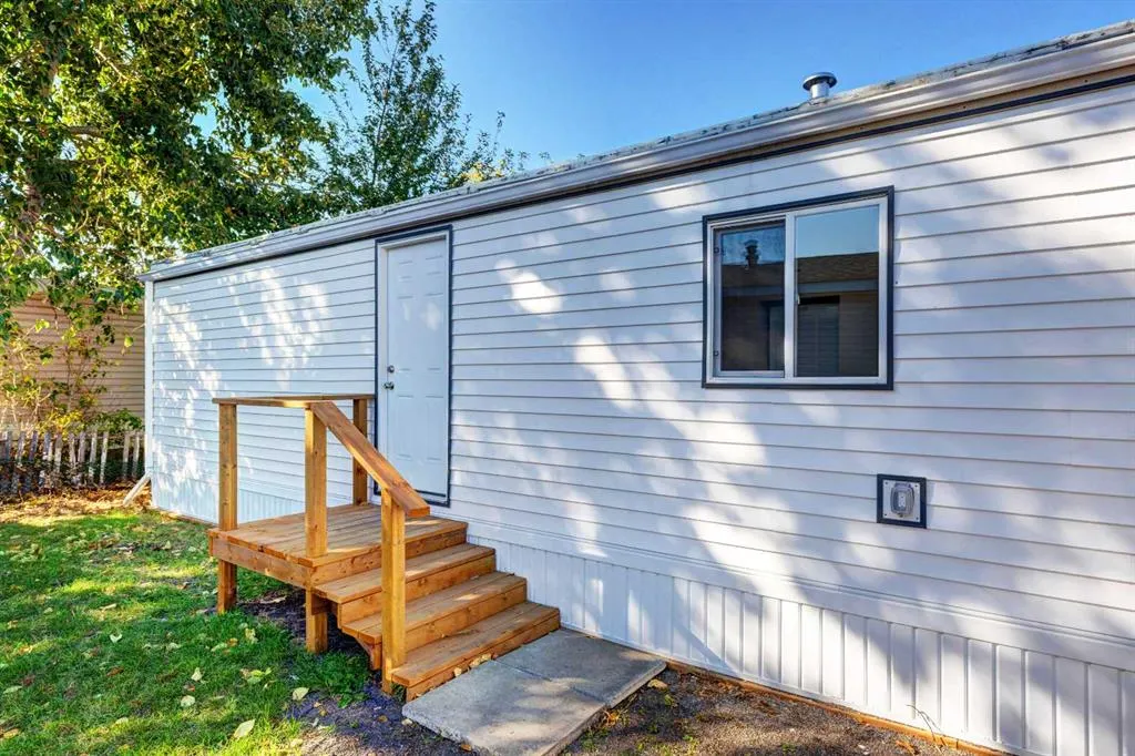 6724 17 Avenue SE, #142