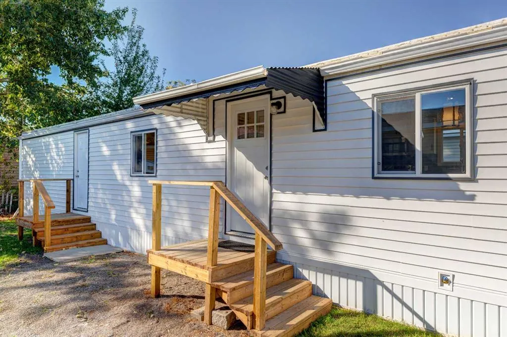 6724 17 Avenue SE, #142