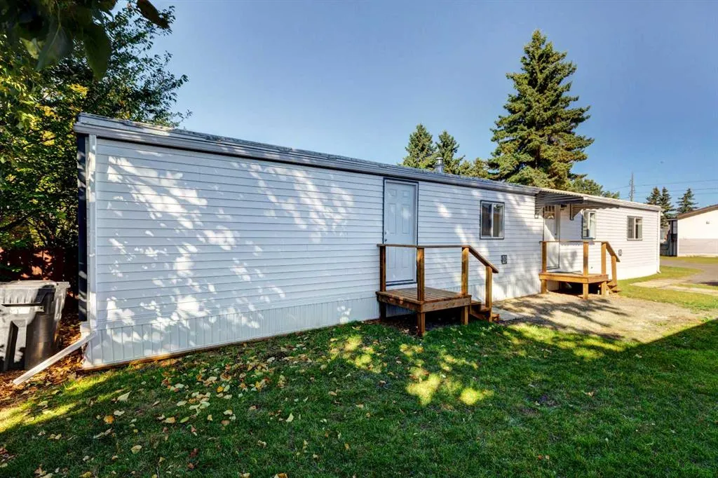 6724 17 Avenue SE, #142