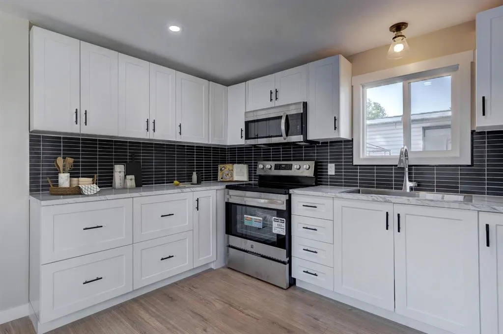 6724 17 Avenue SE, #142