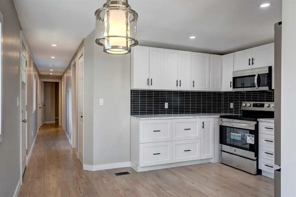 6724 17 Avenue SE, #142