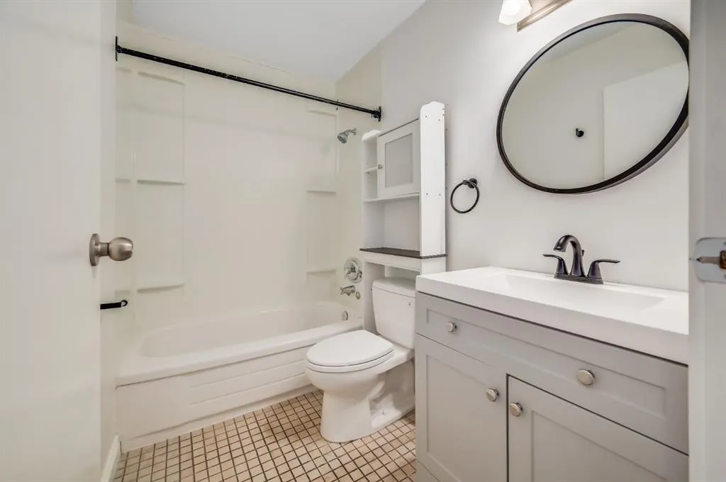 200 Brookpark Drive SW, #728