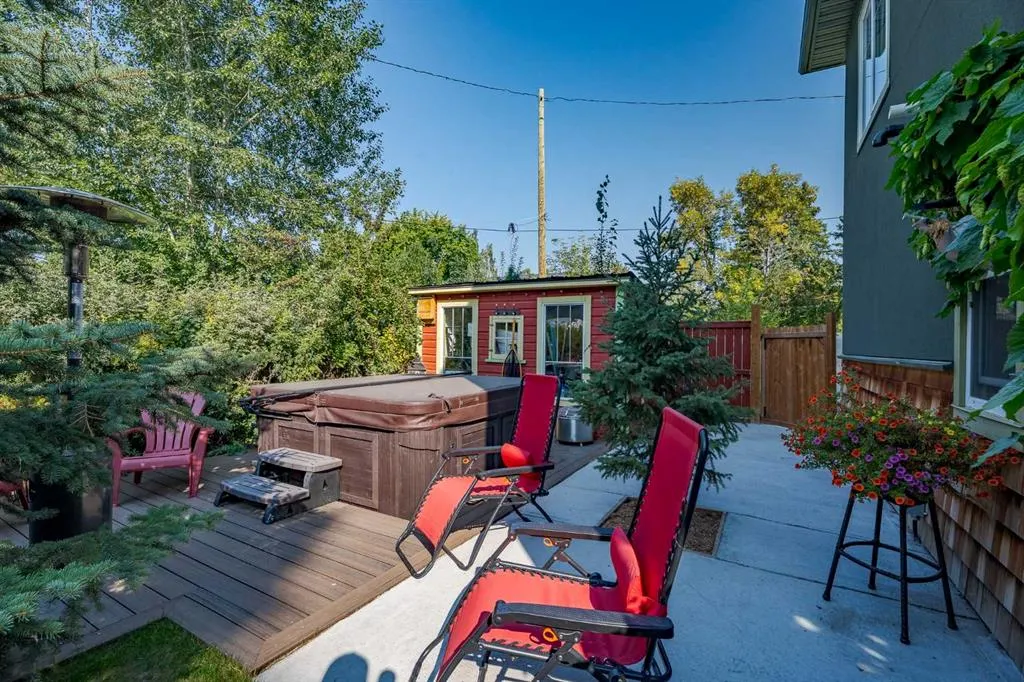 602 Macleod Trail SW