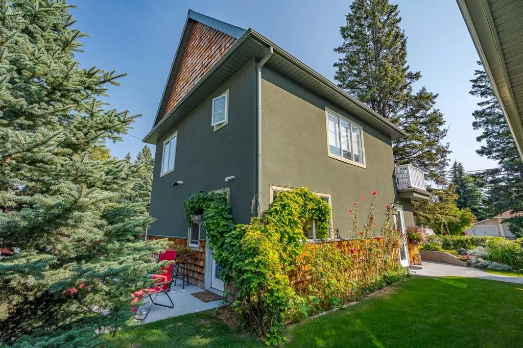 602 Macleod Trail SW