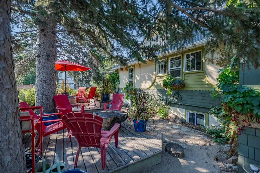 602 Macleod Trail SW
