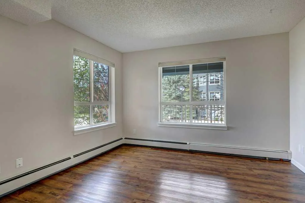30 Richard Court SW, #233