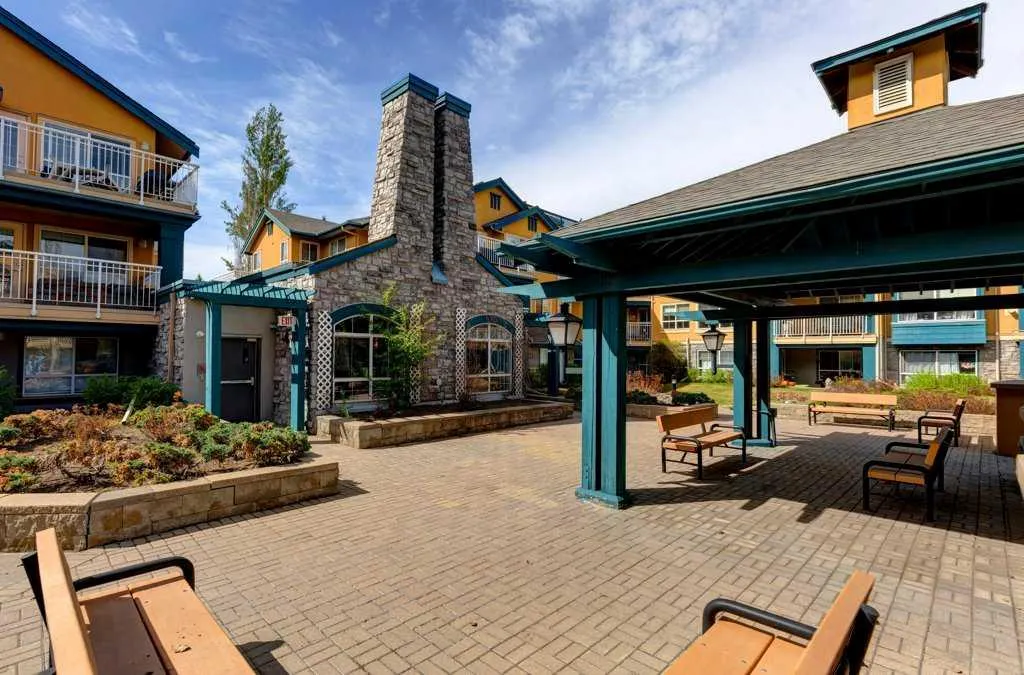 30 Richard Court SW, #233
