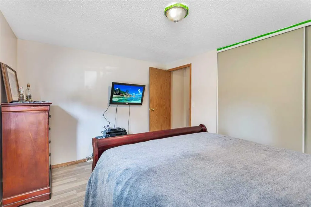 5241 Township Road 325A, #220