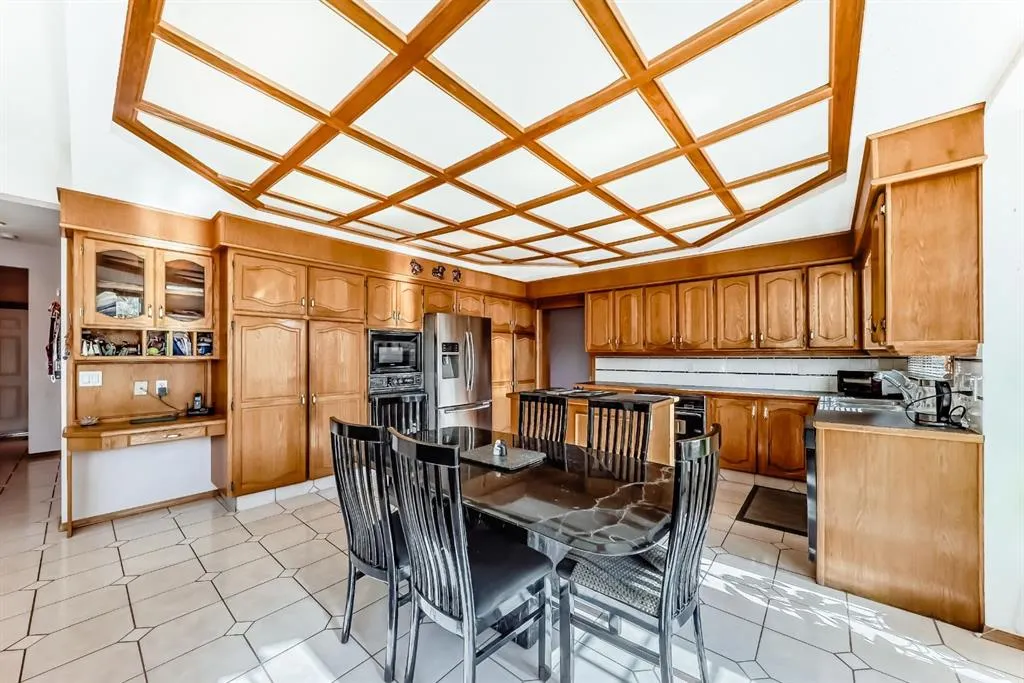 17 Santana Manor NW