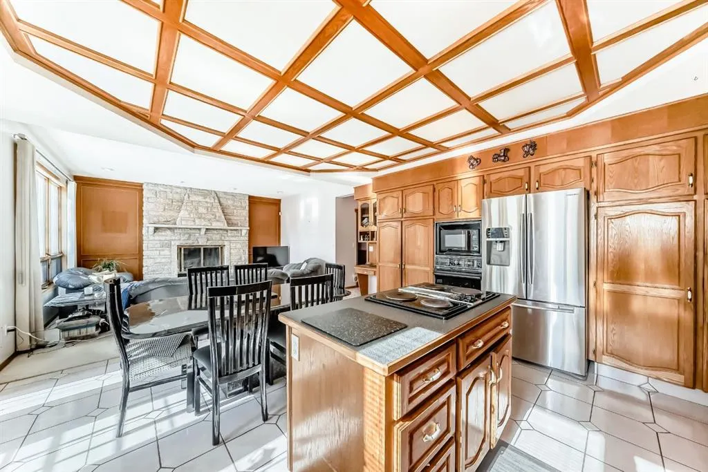 17 Santana Manor NW