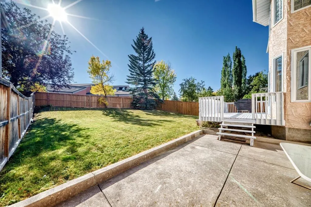 17 Santana Manor NW