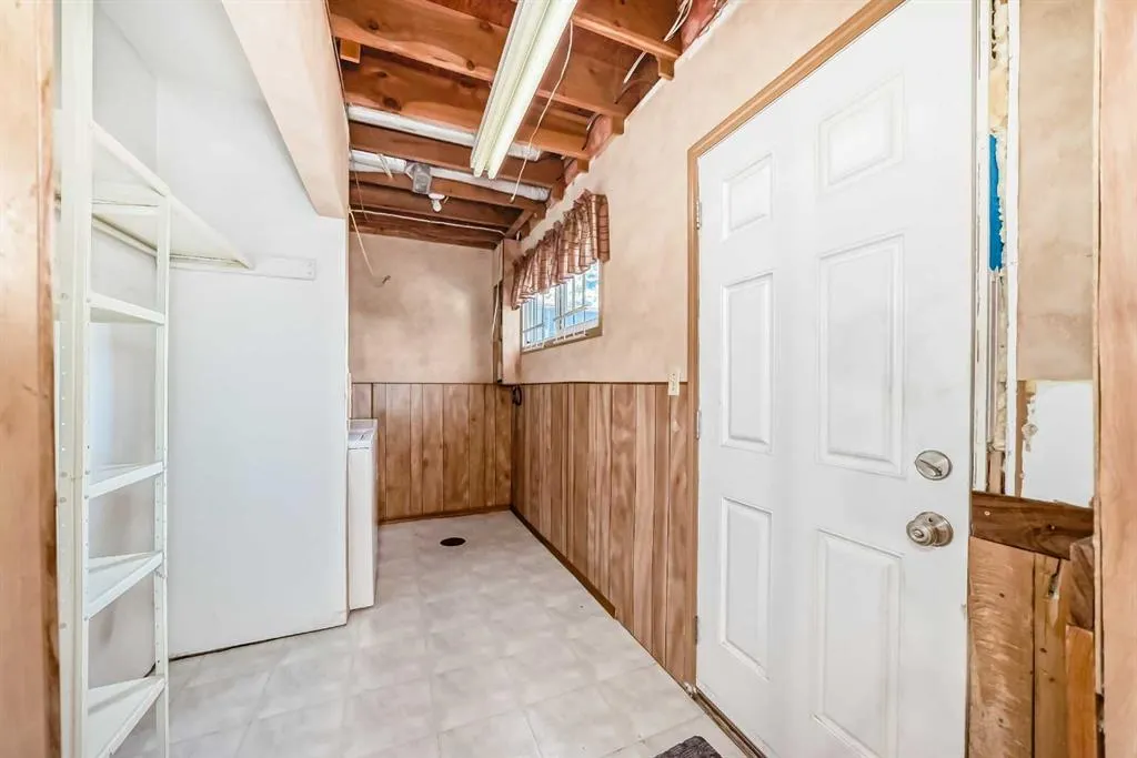 219 Templeview Place NE