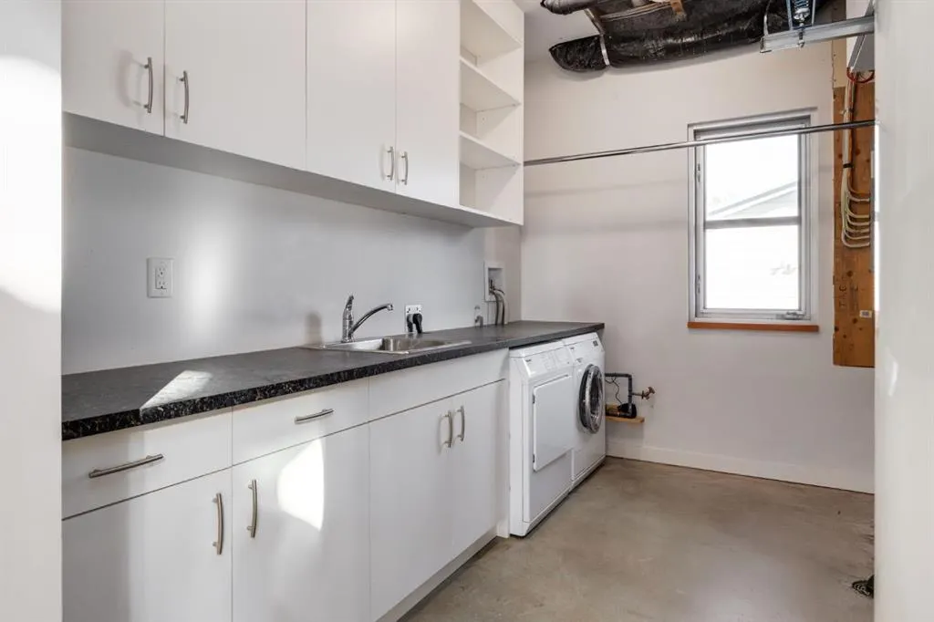 2 Deibert Close SW