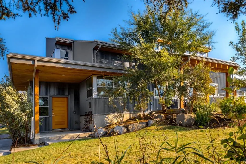 2 Deibert Close SW