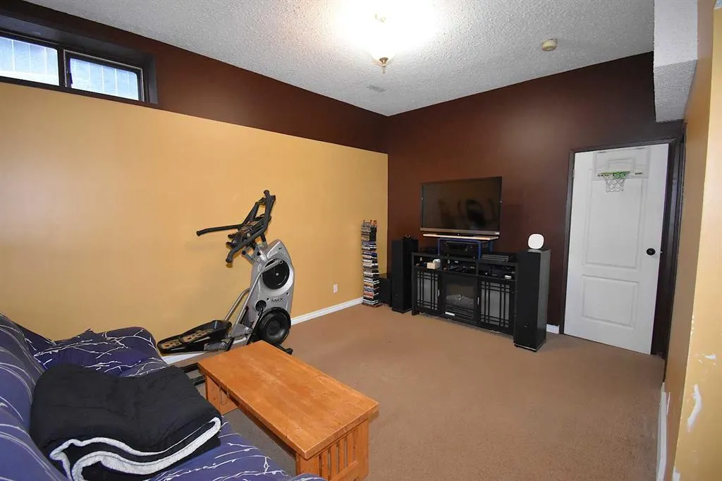 124 Seabolt Crescent