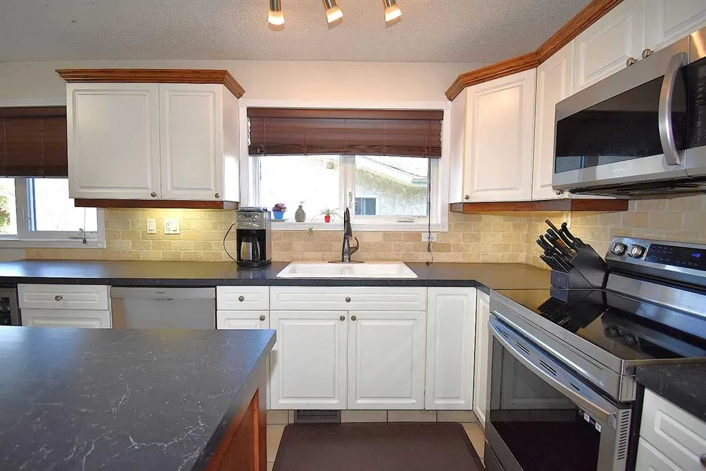 124 Seabolt Crescent