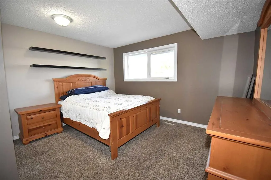 124 Seabolt Crescent