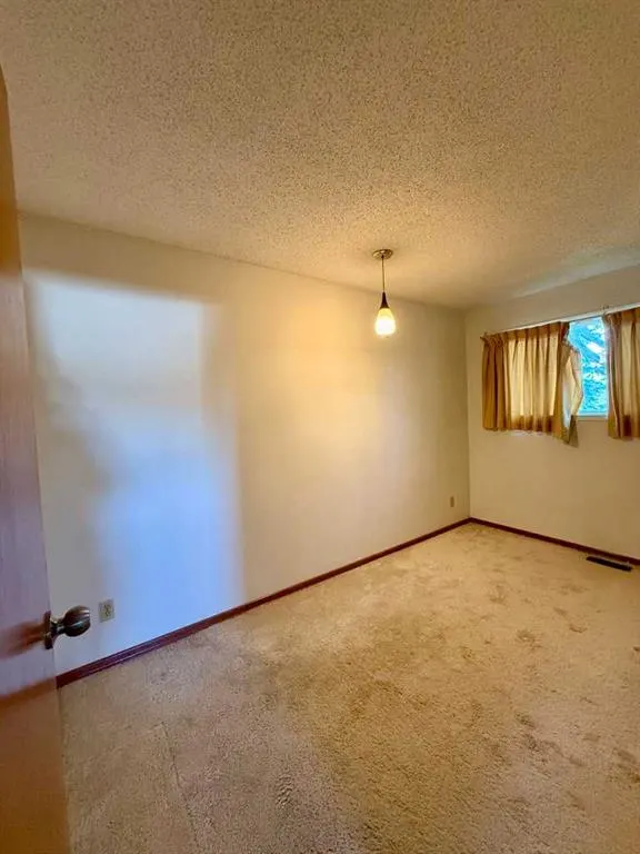 11027 Bradbury Drive SW