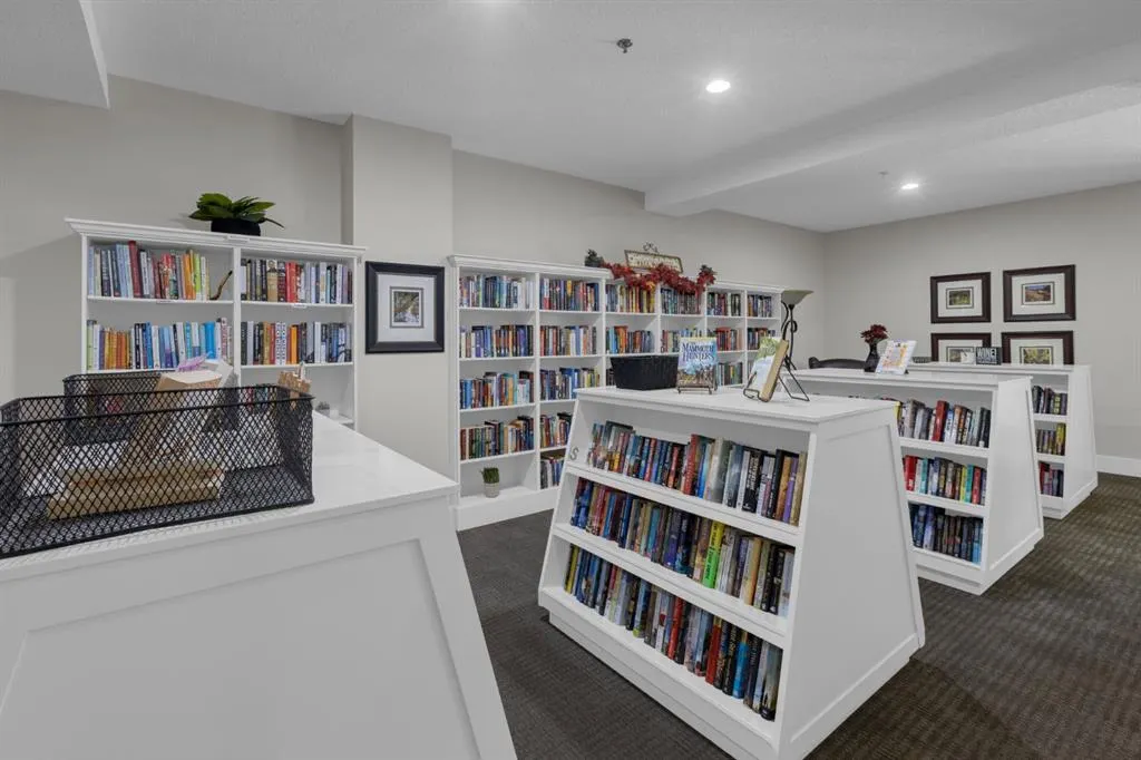 77 George Fox Trail, #113