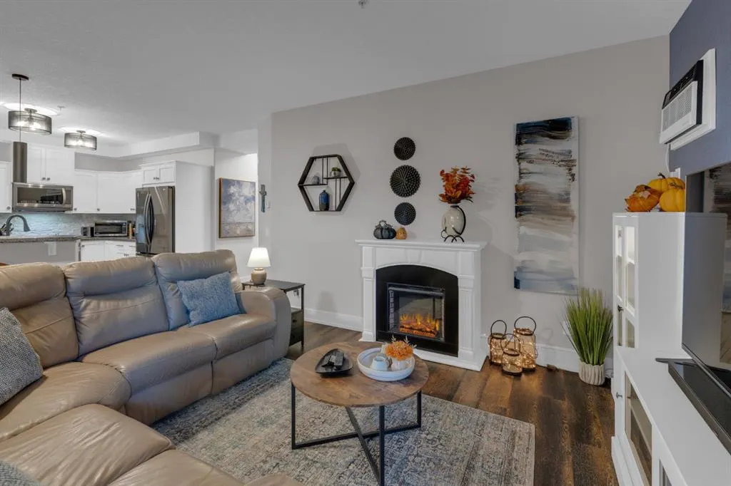 77 George Fox Trail, #113