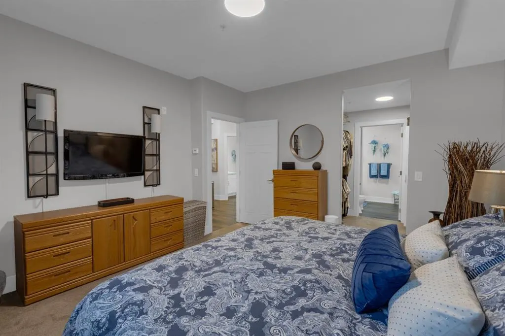 77 George Fox Trail, #113
