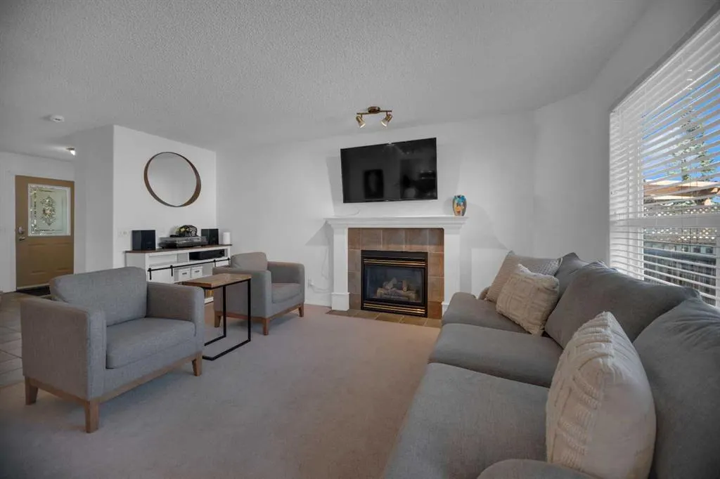 154 Bridlewood Court SW