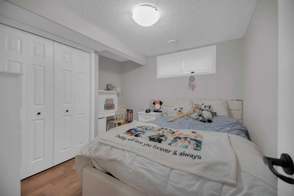 154 Bridlewood Court SW