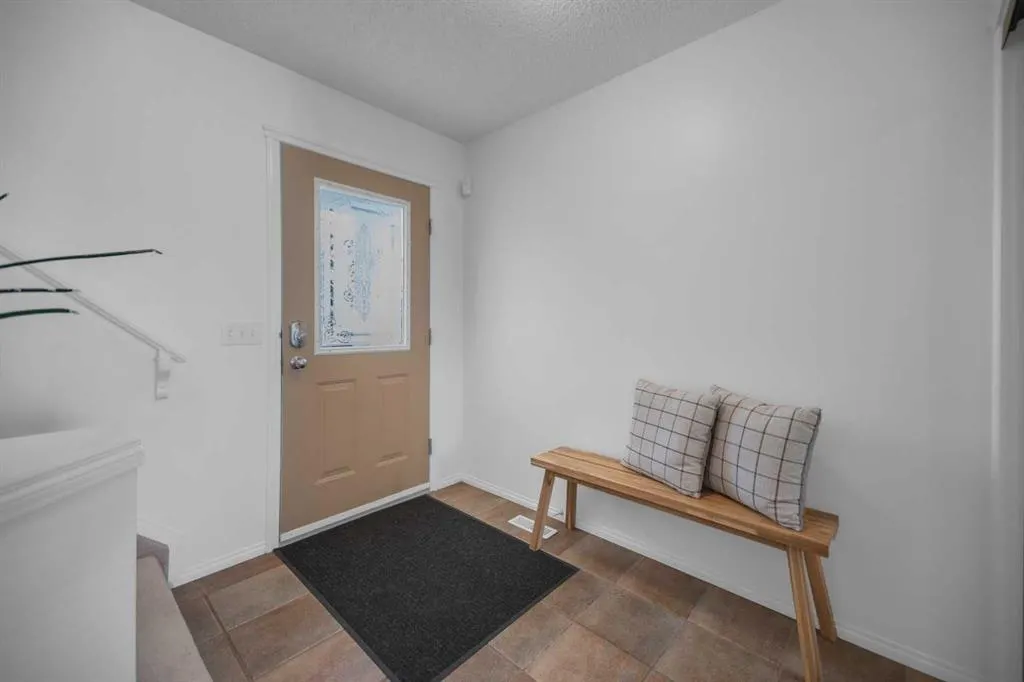 154 Bridlewood Court SW