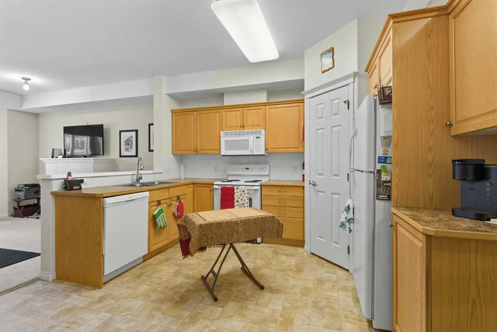 15 Everstone Drive SW, #446