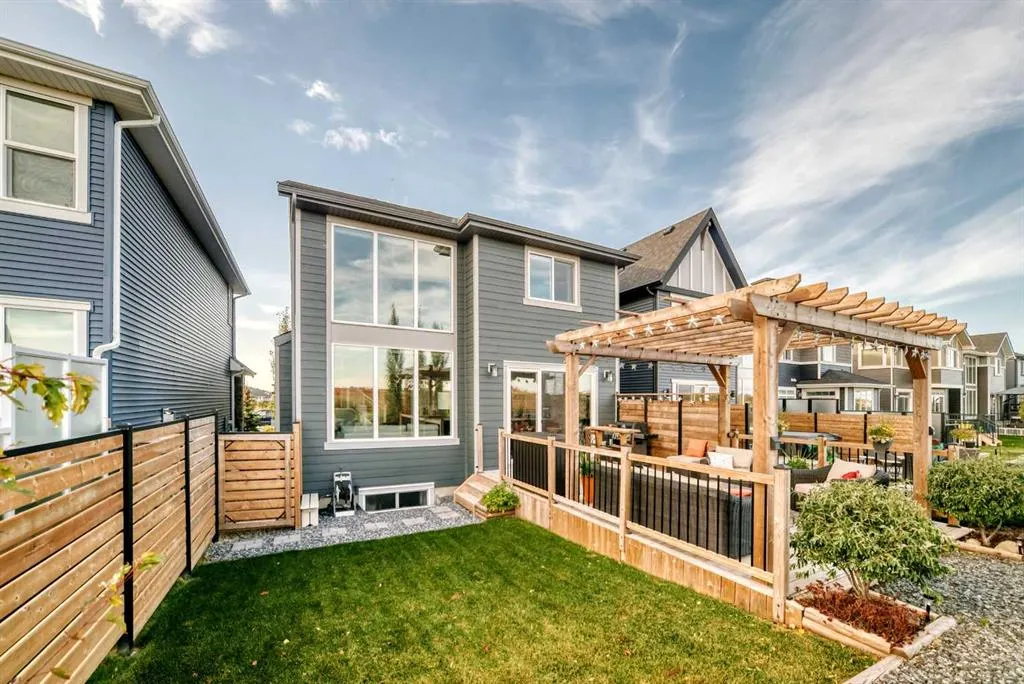 204 Sunrise Common
