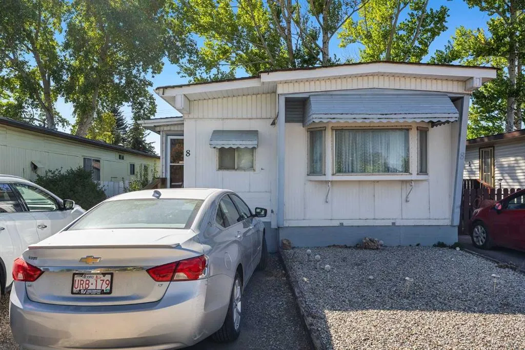 134 Village Way, #8