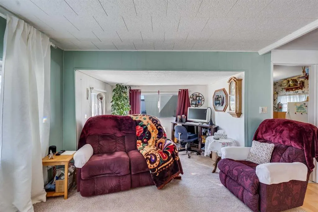 134 Village Way, #8