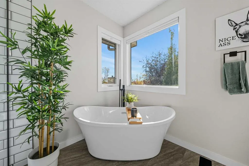 1375 Sunvista Way SE