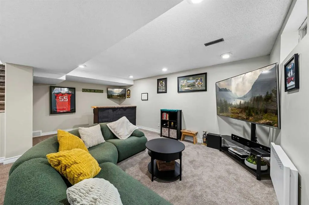 1375 Sunvista Way SE