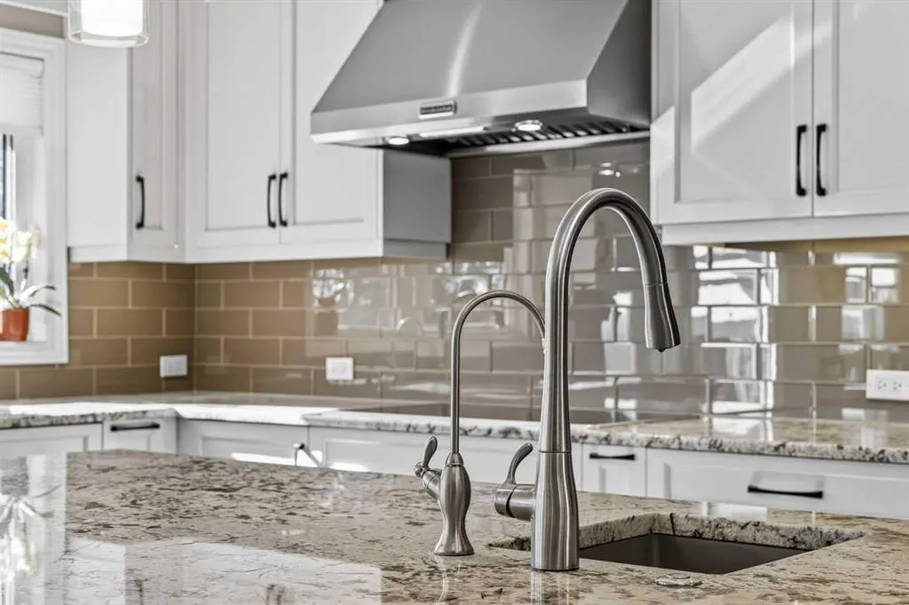 1375 Sunvista Way SE