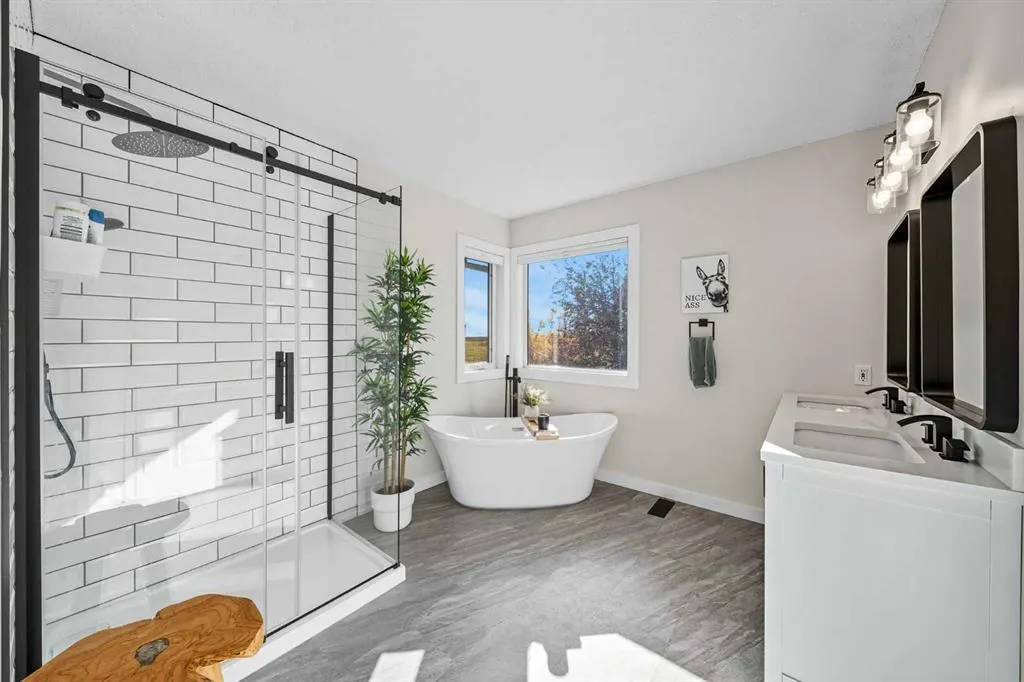 1375 Sunvista Way SE