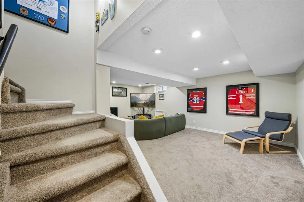 1375 Sunvista Way SE