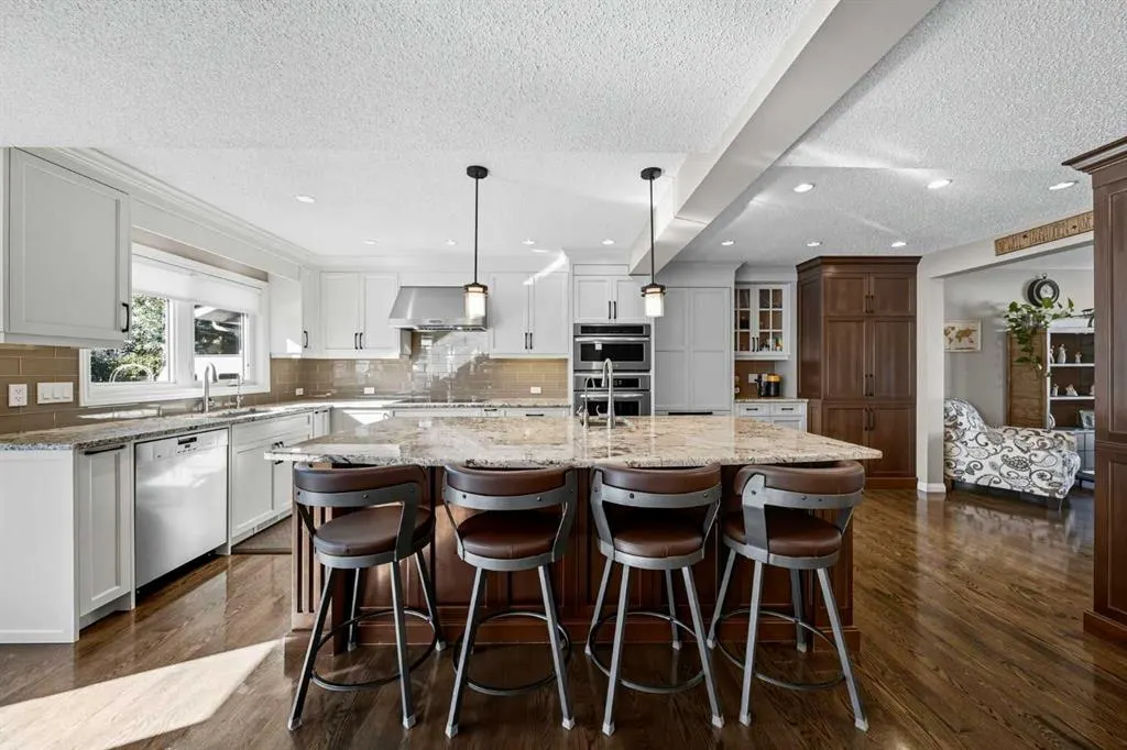 1375 Sunvista Way SE