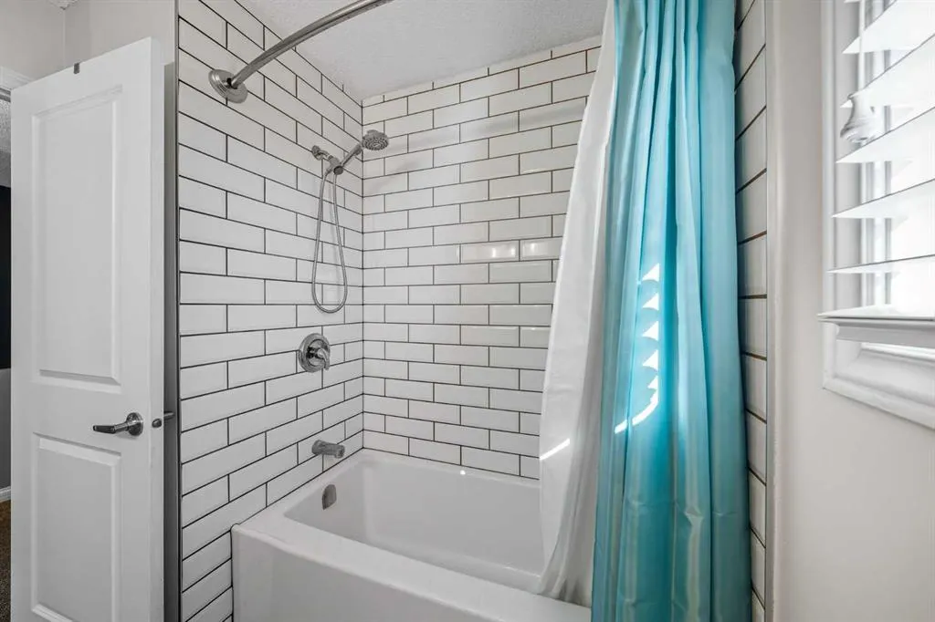 1375 Sunvista Way SE